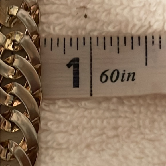 18” gold tone Curb chain Miami chain necklace with fold over clasp - Picture 11 of 13